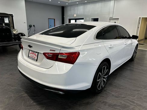 Used 2021 Chevrolet Malibu RS FWD image 5
