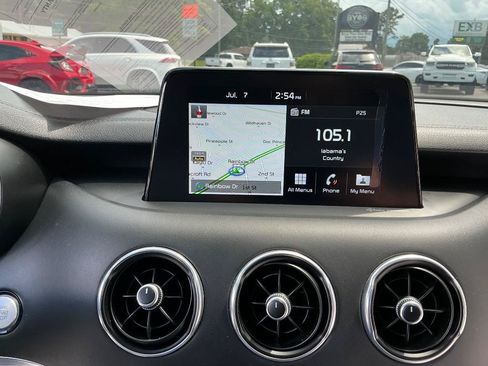 Used 2018 Kia Stinger Premium RWD image 18