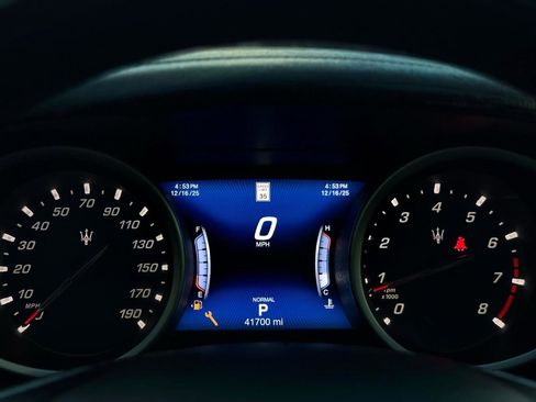 Used 2019 Maserati Ghibli S RWD image 20