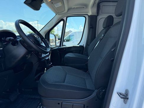 Used 2023 RAM ProMaster 3500 FWD image 14