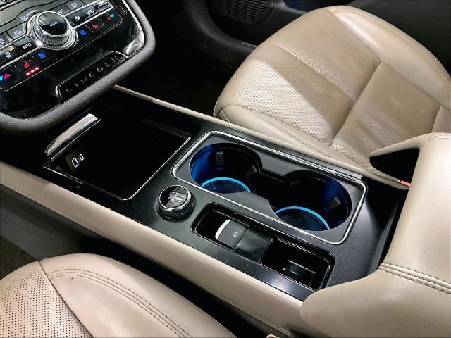 Used 2022 Lincoln Corsair Reserve w/ Elements Package AWD/4WD image 16