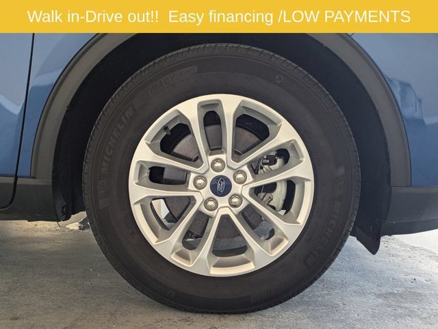 Used 2022 Ford Escape SE FWD image 11