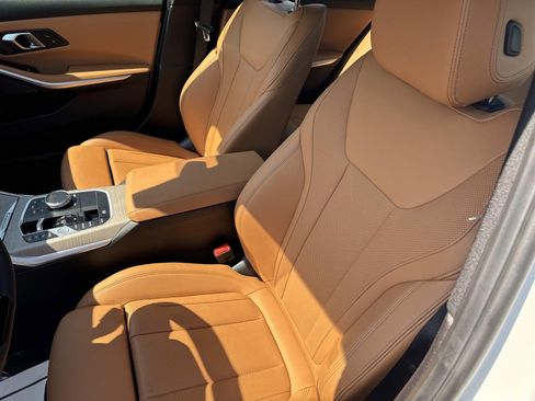 Certified 2025 BMW 330i xDrive Sedan w/ Premium Package image 20