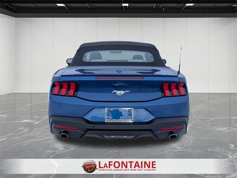 Used 2024 Ford Mustang Premium image 4