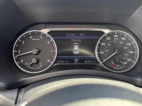 Used 2025 Nissan Sentra SV FWD image 33