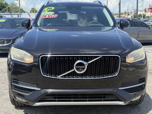 Used 2016 Volvo XC90 T6 Momentum w/ Vision Package AWD/4WD image 10