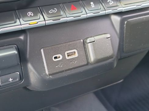 Used 2021 Chevrolet Silverado 1500 RST AWD/4WD image 26