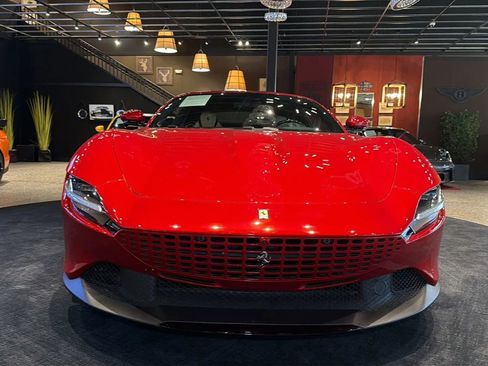 Used 2021 Ferrari Roma RWD image 1