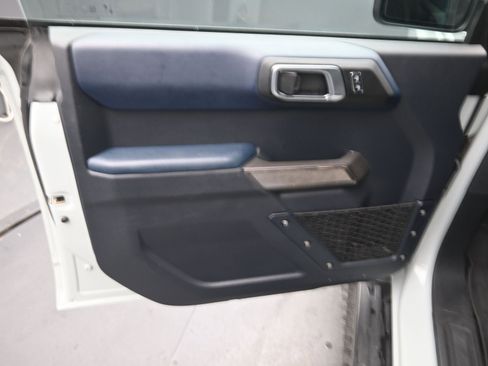 Used 2021 Ford Bronco Outer Banks image 16