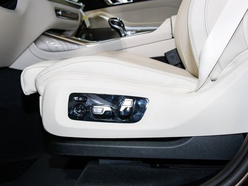 New 2026 BMW ALPINA XB7 image 15