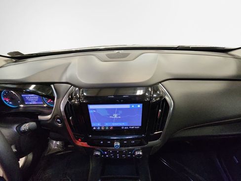 Certified 2020 Chevrolet Traverse RS w/ LPO, Floor Liner Package AWD/4WD image 22