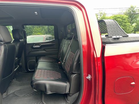 Used 2023 Chevrolet Silverado 1500 LT Trail Boss w/ Convenience Package II AWD/4WD image 10