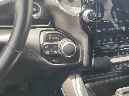 Used 2024 RAM 1500 Big Horn AWD/4WD image 15