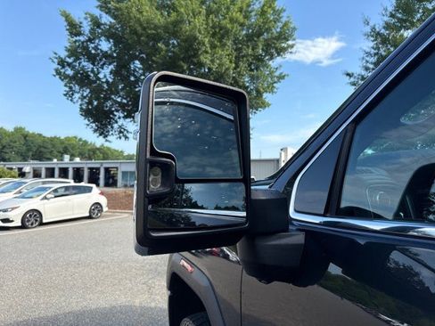 Used 2020 GMC Sierra 2500 Denali w/ Denali Ultimate Package AWD/4WD image 10