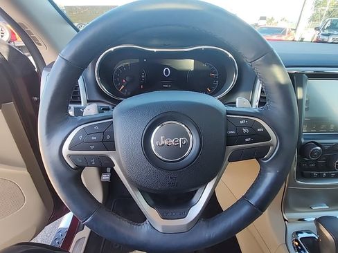 Used 2017 Jeep Grand Cherokee Limited w/ Luxury Group II image 13