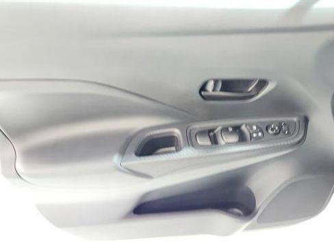 Used 2025 Nissan Versa S w/ Trunk Package FWD image 17
