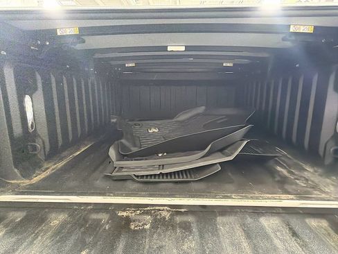 Used 2023 RAM 1500 Laramie AWD/4WD image 29