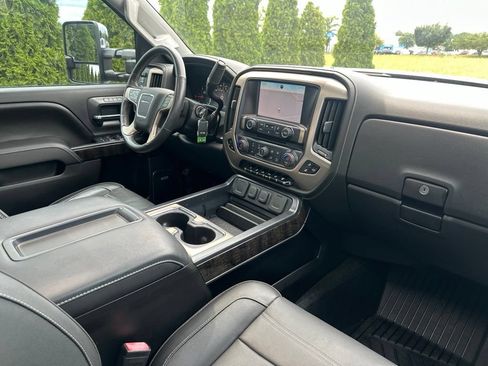 Used 2015 GMC Sierra 3500 Denali w/ Duramax Plus Package AWD/4WD image 38