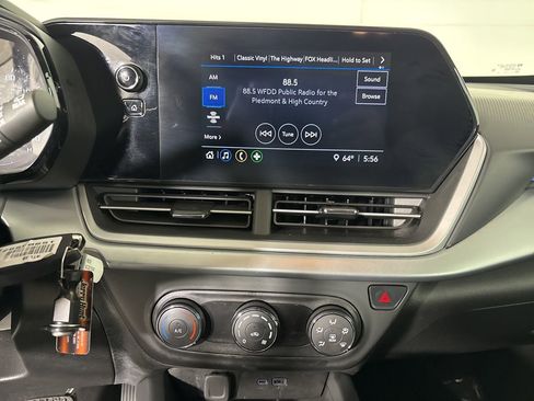 Used 2025 Chevrolet Trax LS image 13