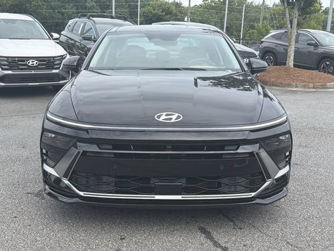 New 2026 Hyundai Sonata Limited FWD image 2