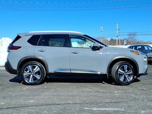 Certified 2023 Nissan Rogue SL w/ SL Premium Package image 2