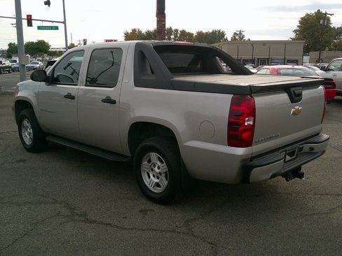 Used 2007 Chevrolet Avalanche LS image 5