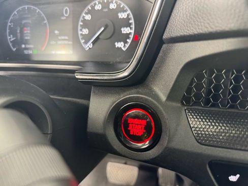 Used 2025 Honda CR-V EX image 19