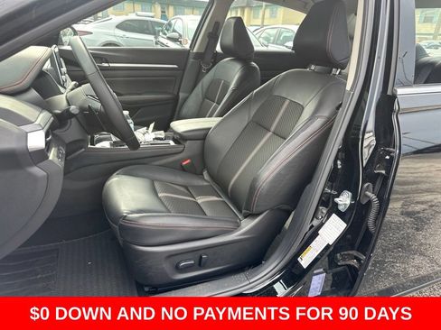 Used 2025 Nissan Altima 2.5 SR FWD image 6