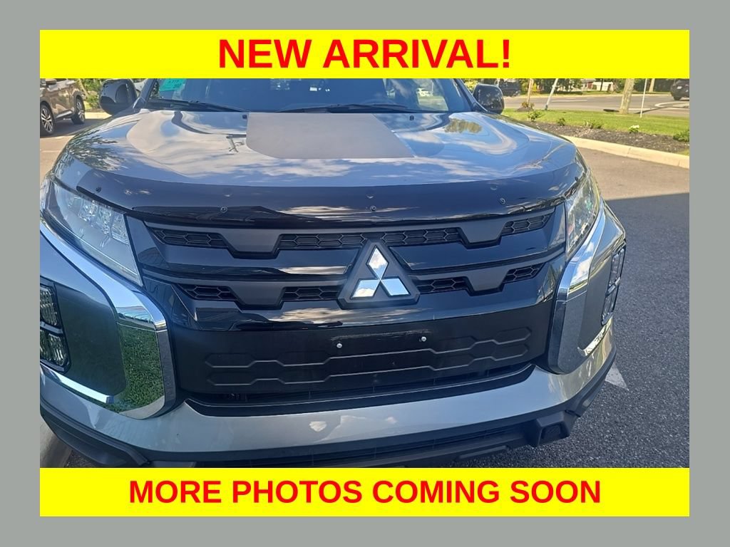 Used 2025 Mitsubishi Outlander Sport AWD image 1