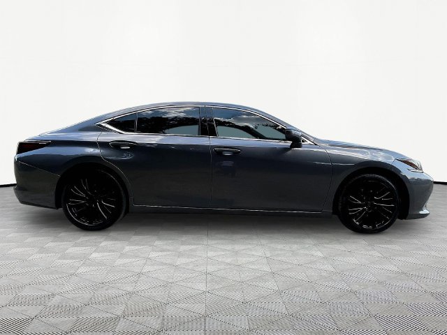 Used 2020 Lexus ES 350 w/ Premium Package FWD image 4