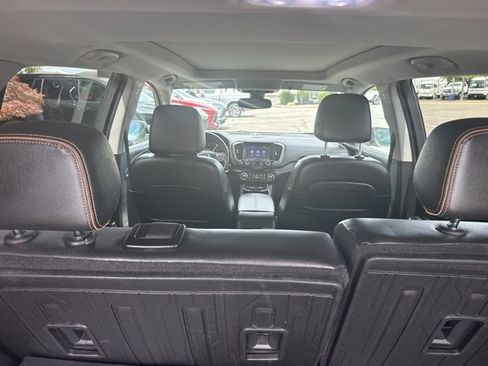 Used 2022 GMC Terrain AT4 w/ Infotainment Package II image 29