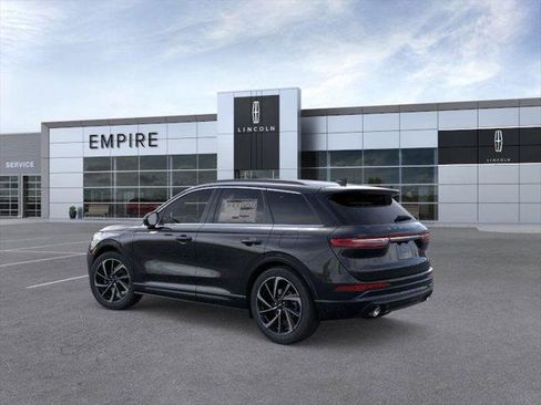 New 2026 Lincoln Corsair Grand Touring image 4