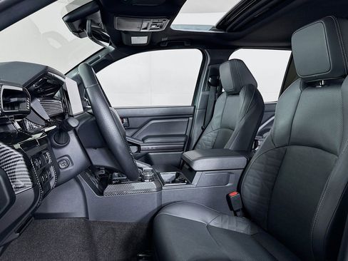 Used 2025 Toyota 4Runner TRD Off-Road Premium image 17