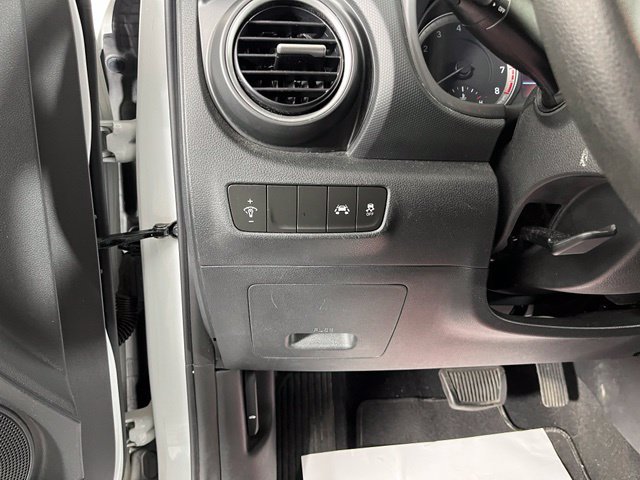 Used 2019 Hyundai Kona SE FWD image 18