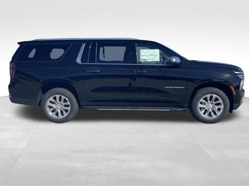 New 2026 Chevrolet Suburban Premier w/ Sun And Tow Package image 2