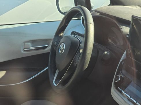 Certified 2024 Toyota Corolla SE FWD image 17