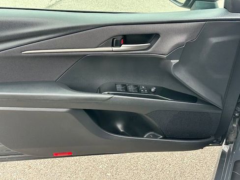 Used 2025 Toyota Camry LE image 17