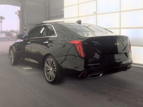 Used 2020 Cadillac CT4 Premium Luxury RWD image 5