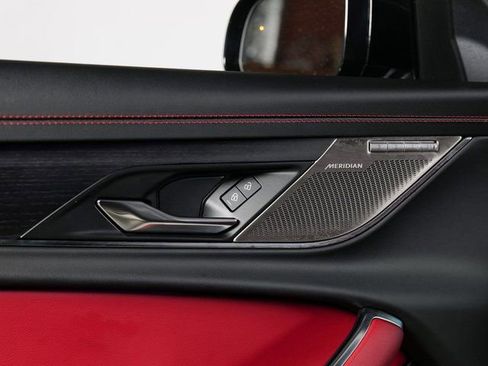 Used 2024 Jaguar XF R-Dynamic SE image 27