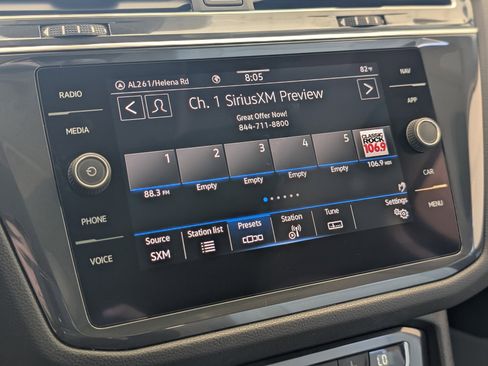 Used 2021 Volkswagen Tiguan SEL image 31