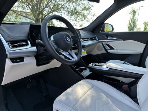 New 2026 BMW X1 xDrive28i w/ Technology Package image 17