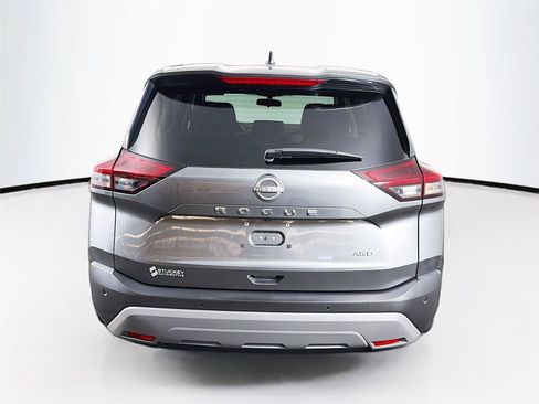 Used 2023 Nissan Rogue S AWD/4WD image 10