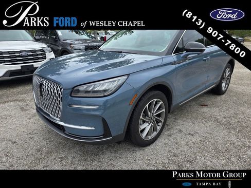 Used 2023 Lincoln Corsair FWD w/ Equipment Group 101A image 3