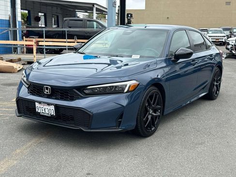 Used 2025 Honda Civic Sport image 7