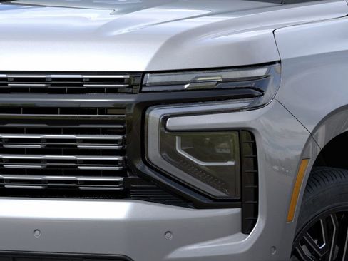 New 2025 Chevrolet Suburban High Country image 23