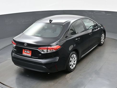 Used 2024 Toyota Corolla LE FWD image 38