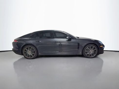 Certified 2021 Porsche Panamera image 8