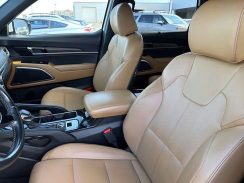 Used 2022 Kia Telluride SX w/ Nightfall Edition Package AWD/4WD image 18