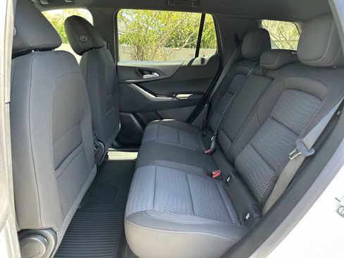 New 2026 Chevrolet Equinox LT w/ LPO, Floor Liner Package FWD image 17