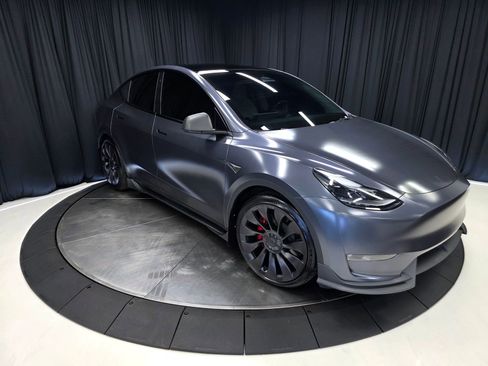 Used 2023 Tesla Model Y Performance AWD/4WD image 78